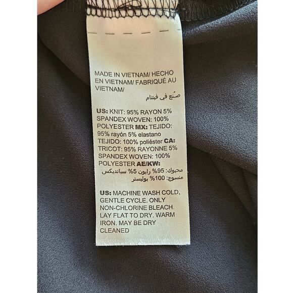 Chico's Relaxed Fit Hi-‎ Low Hem Woven-Back Tunic Top Women Size 3P XLP Black - Picture 7 of 9